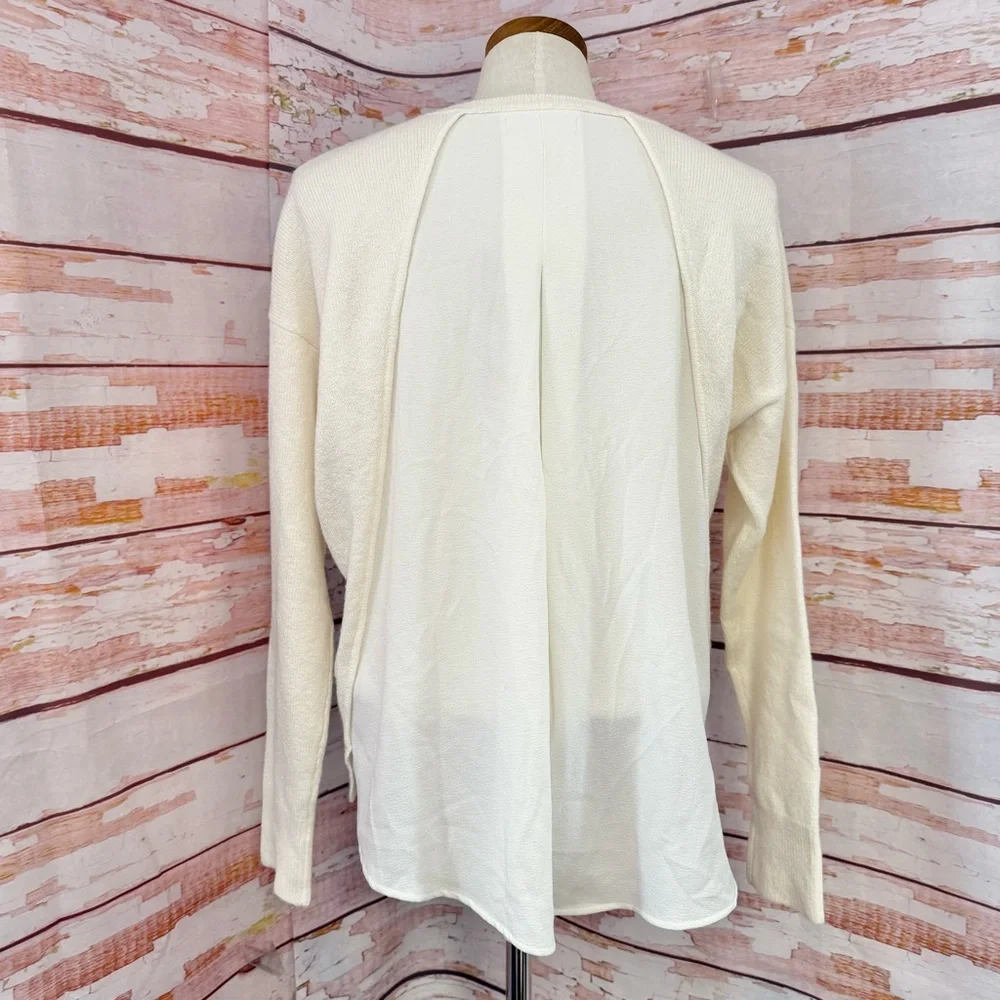 NEW Bass Inverted Pleat Back Sweater - Picture 3 of 6